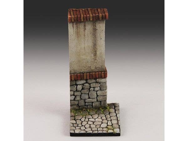 Base with wall (cm 3,5x3,5) (1/35-1/32 scale)