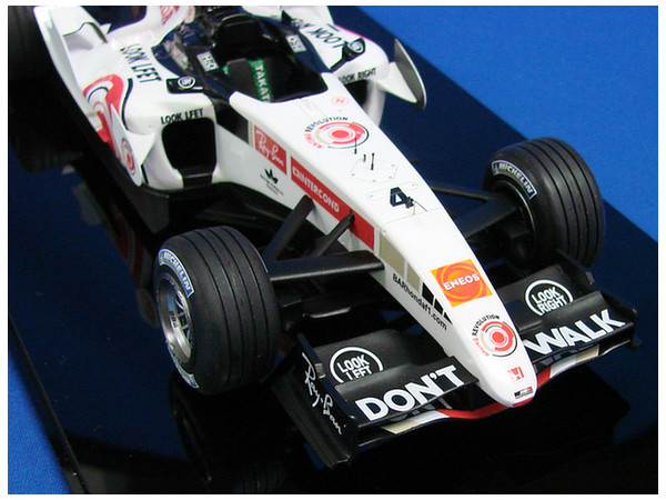 Amazon | 1/43 BAR 01 スーパーテック ビルヌーブ 1999