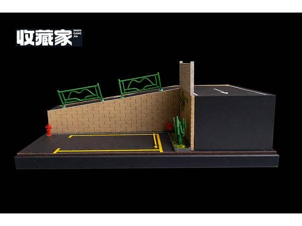 Cityscape Parking Lot and Slope with Clear Case