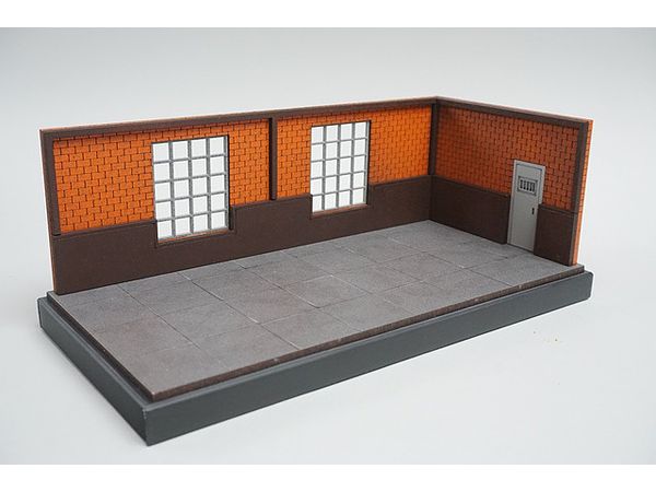 Brick Wall Garage Diorama With Garage Accessories (19.5cm x 9.5cm x 10cm)