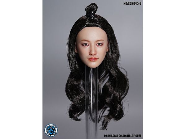 Japanese Beauty Head B (Black Hairbun)