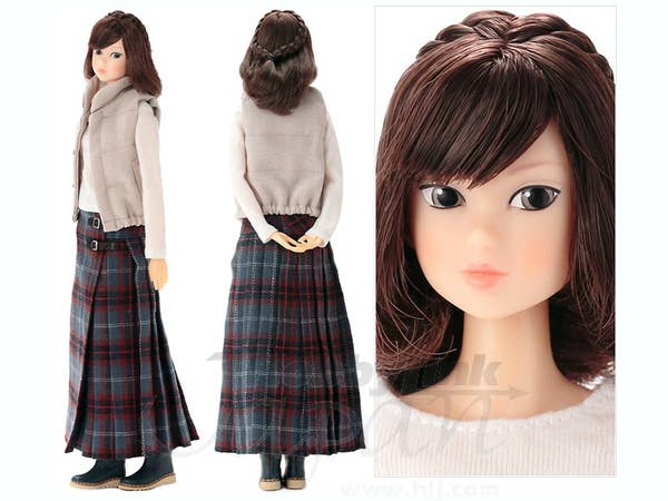 momoko DOLL Winter Sketch | HLJ.com
