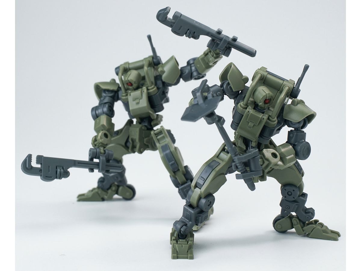 Combat Engineer Martin Plastic Model Kit (Green)