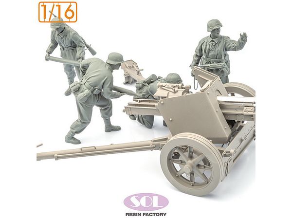 WWII German anti-tank artillery team set (4 figures)