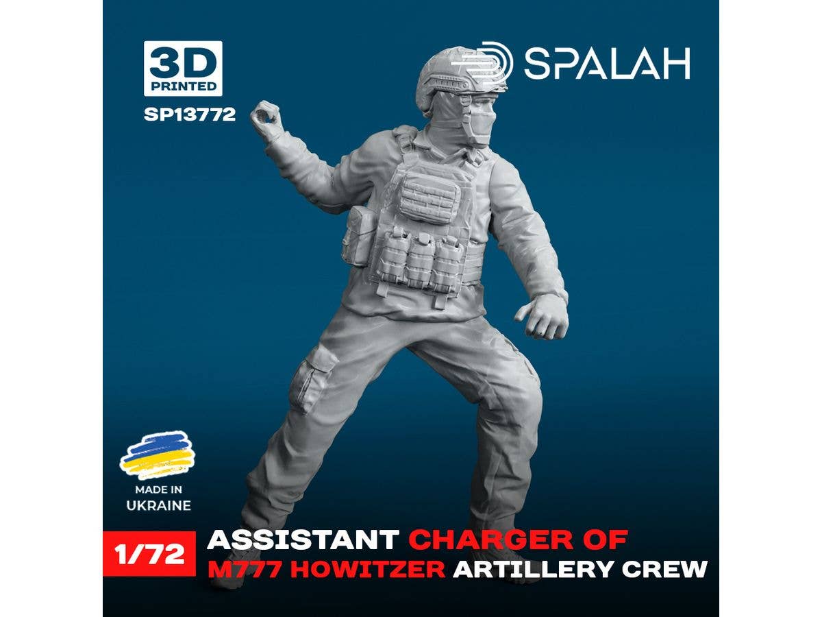 Figure Assistant charger of M777 Howitzer