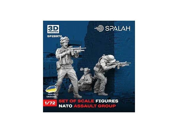 Set of figures NATO assault group.
