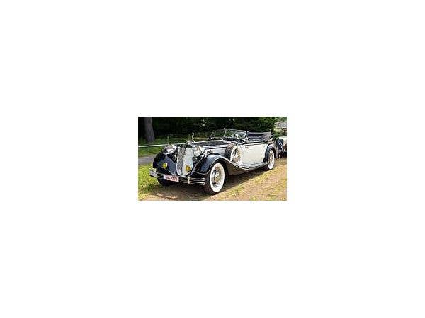 Horch 855 Roadster 1939 Black & White