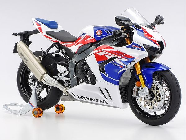 Honda CBR1000RR-R FIREBLADE SP 30th Anniversary