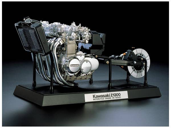 Kawasaki Z1300 Motorcycle Engine