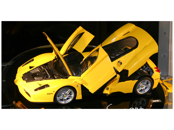 Enzo Ferrari Yellow Semi-Finished Model | HLJ.com