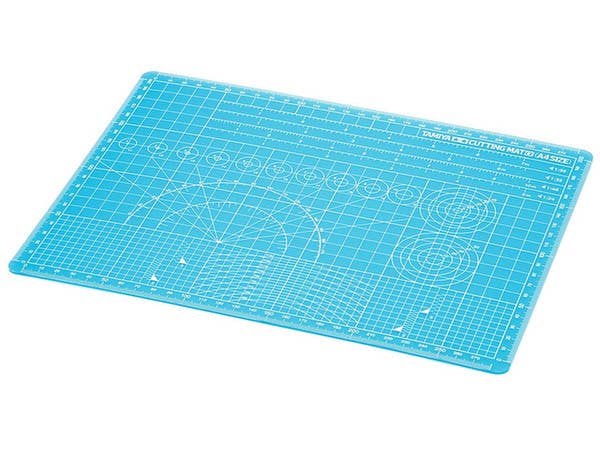 Tamiya Cutting Mat Alpha (A4 Size, Blue)