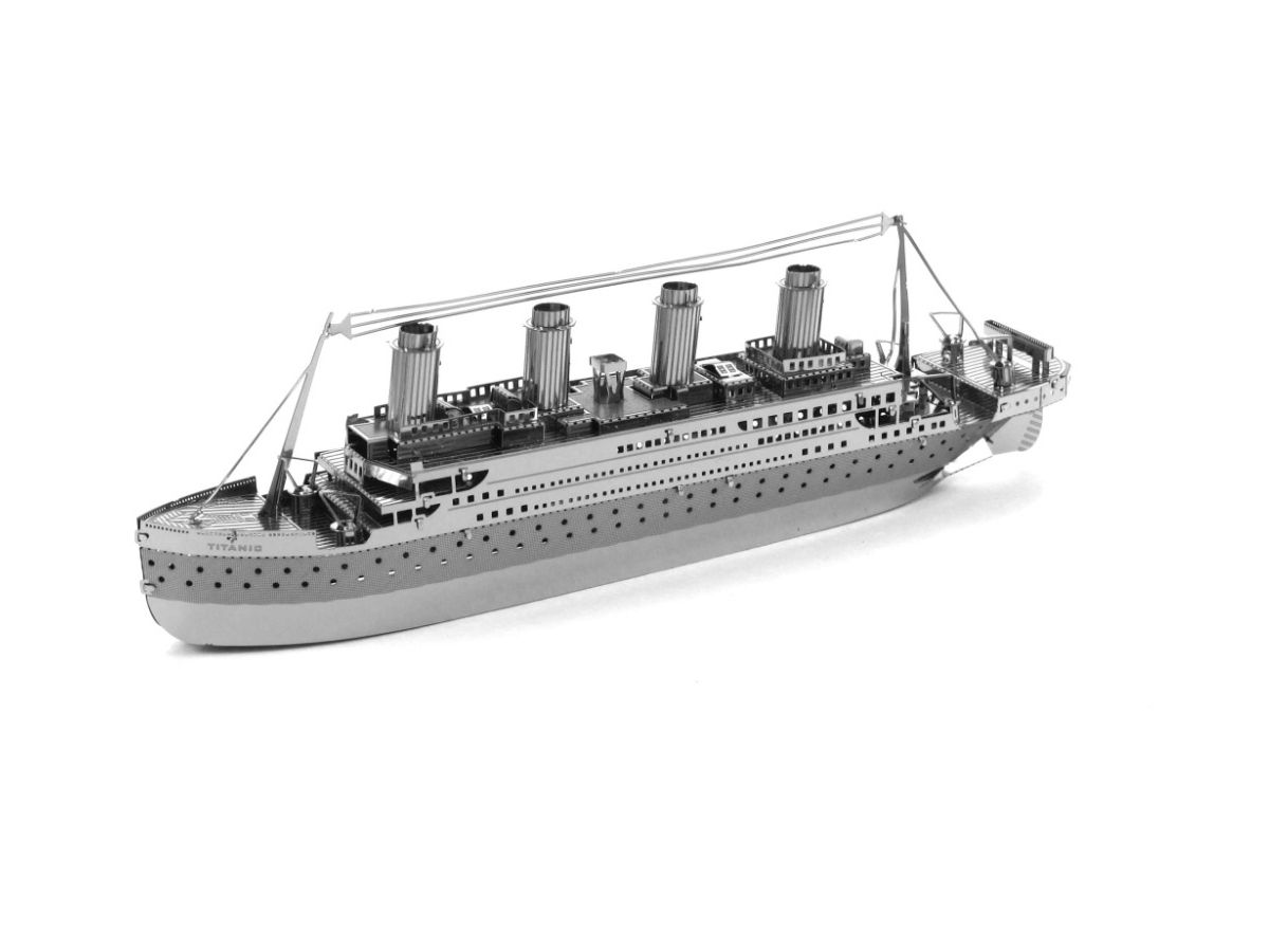 Metallic Nano Puzzle: RMS Titanic W120 x H170 x D2mm