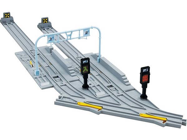 Pla-Rail J-24 Rail Yard