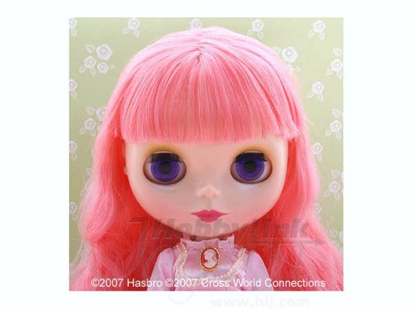 Blythe Dainty Biscuit (Shop Ltd.) | HLJ.com