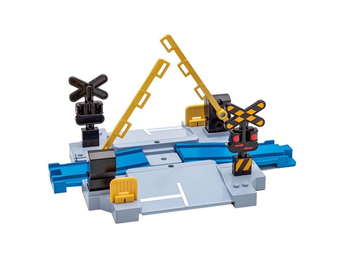 J-12 Railroad Crossing Where You Can Play with Tomica