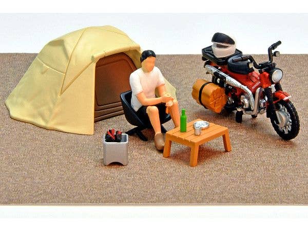 Diocolle 64 #CarSnap30a Solo Camping (Honda CT125 Hunter Cub included)