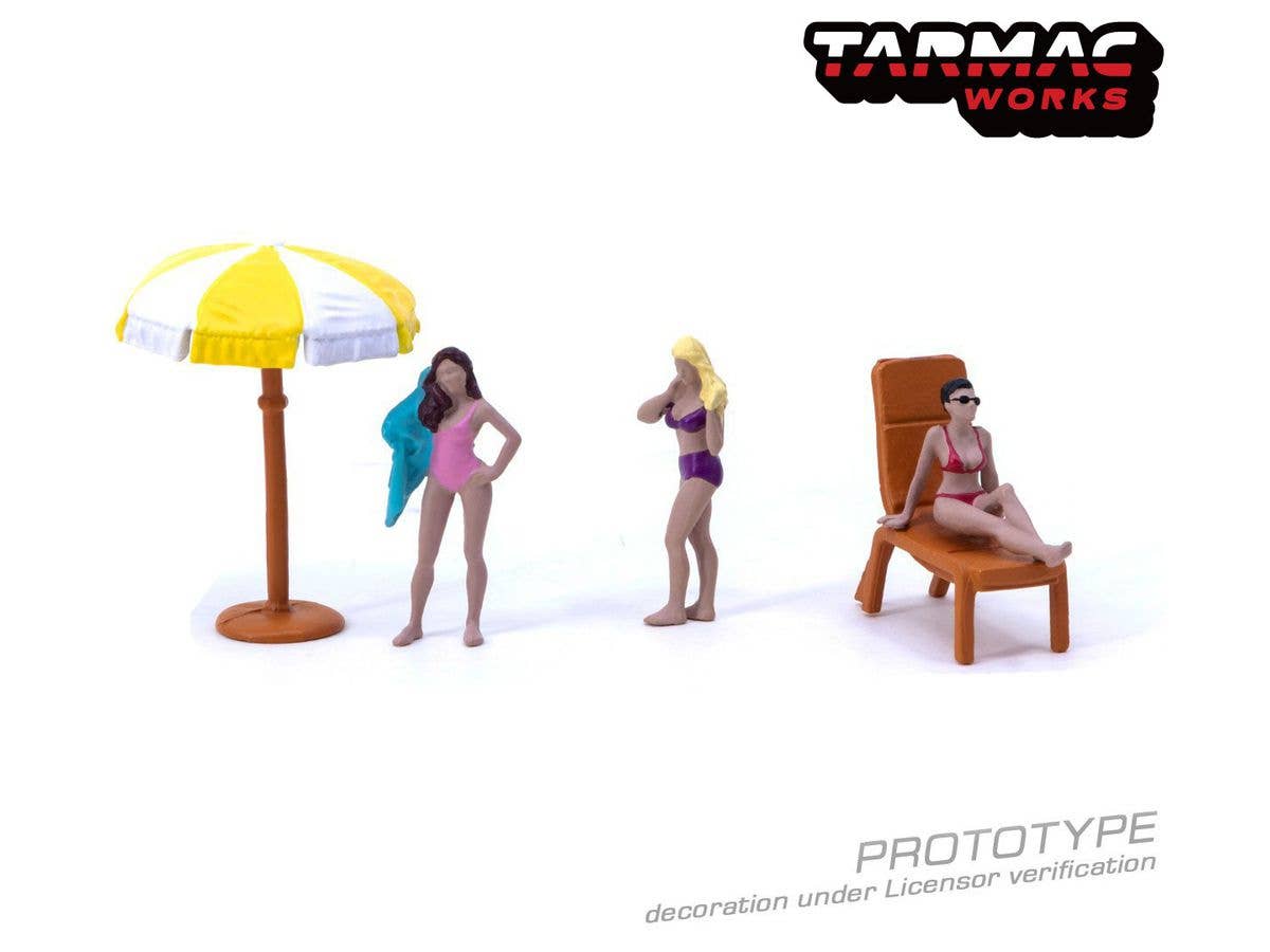 Figures Beach Girls
