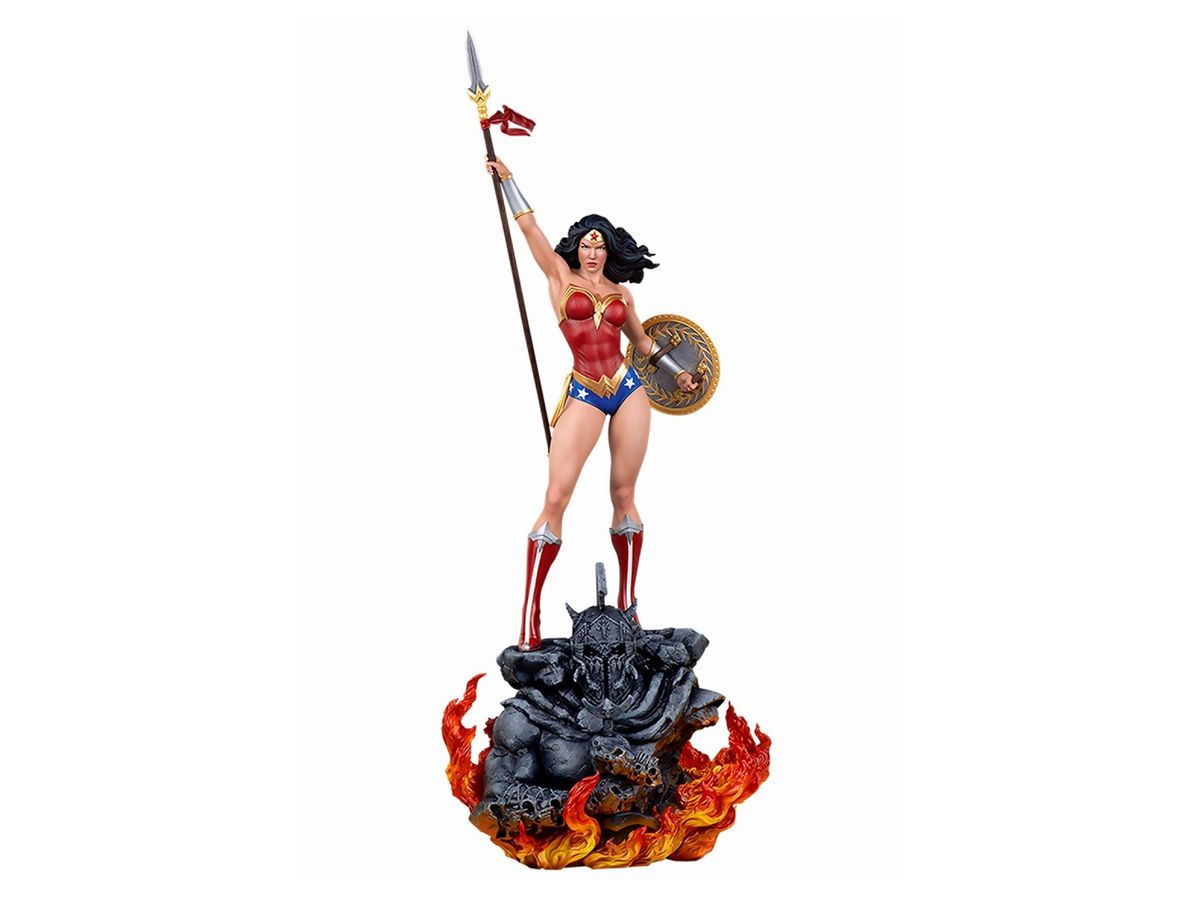 DC Comics: Wonder Woman Maquette