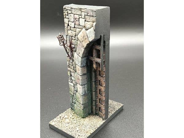 (75mm) Universal Figure Base Stone Castle Gate