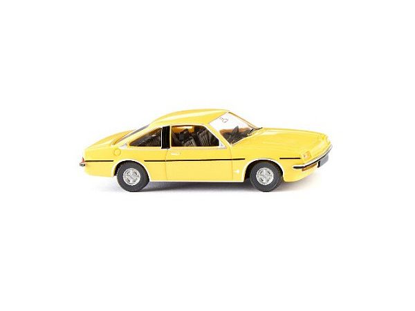 Opel Manta B Yellow
