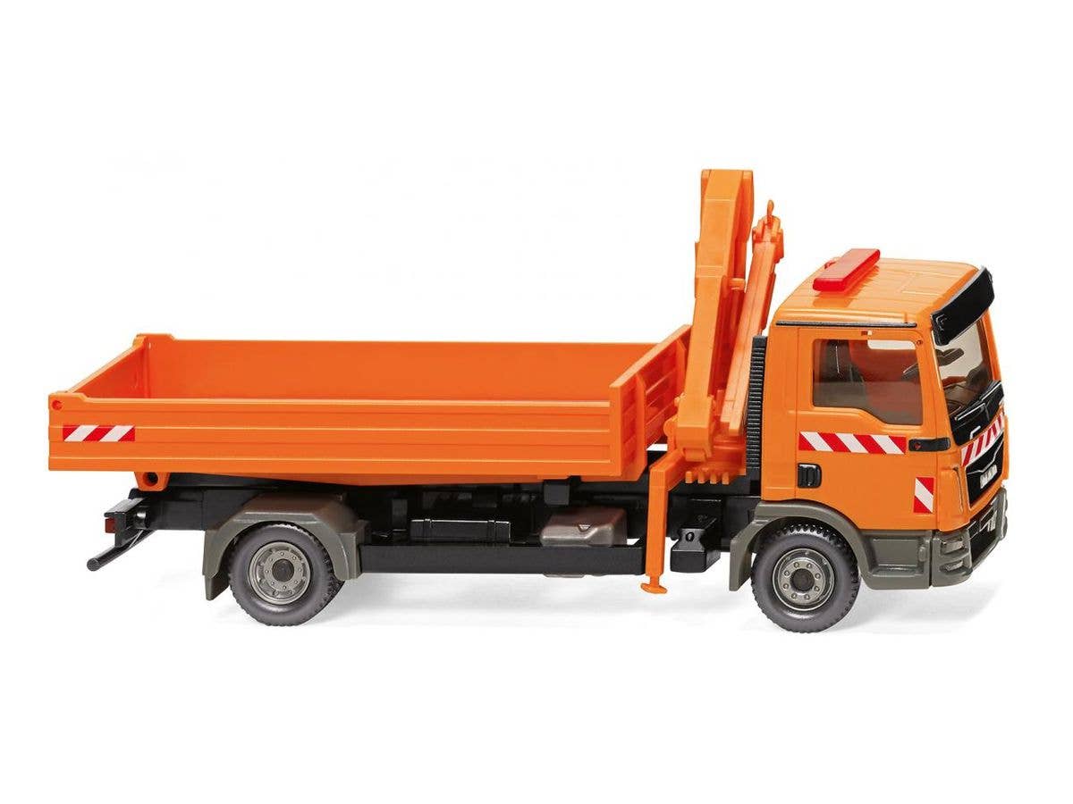 Flatbed Truck w. Loading Crane (MAN TGL Euro 6) Municipal