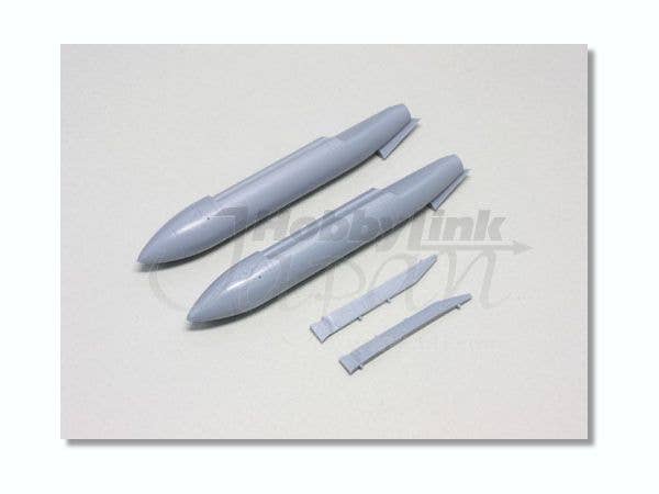 F-14 Fuel Tank & Pylon Set 1000 Liter Late Production Type | HLJ.com