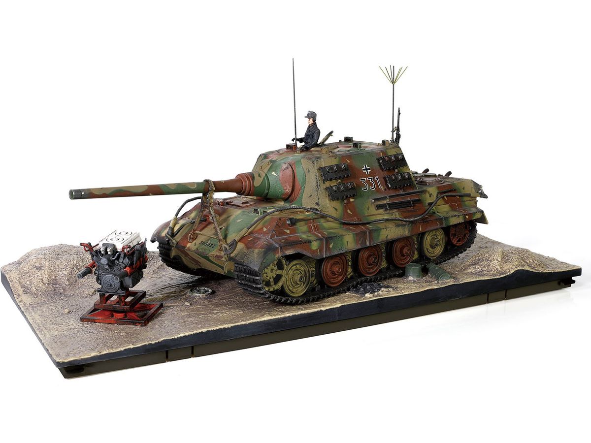 WW.II German Tank Destroyer Jagdtiger Henschel Type Finished Product